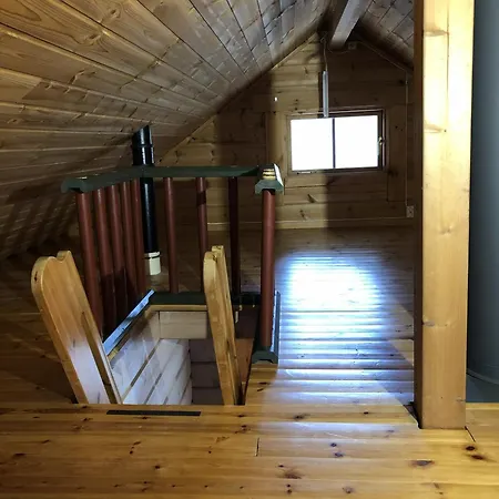 Timber Cabin, Centrally Located In Bodø