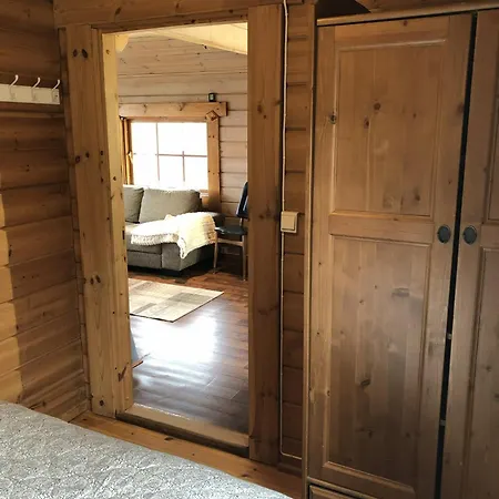 Timber Cabin, Centrally Located In *